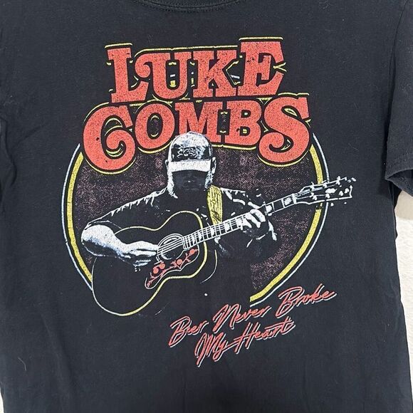 Luke Combs Mens Black Beer‎ Never Broke My Heart Tour 2018 T-Shirt Size Small - Picture 2 of 5